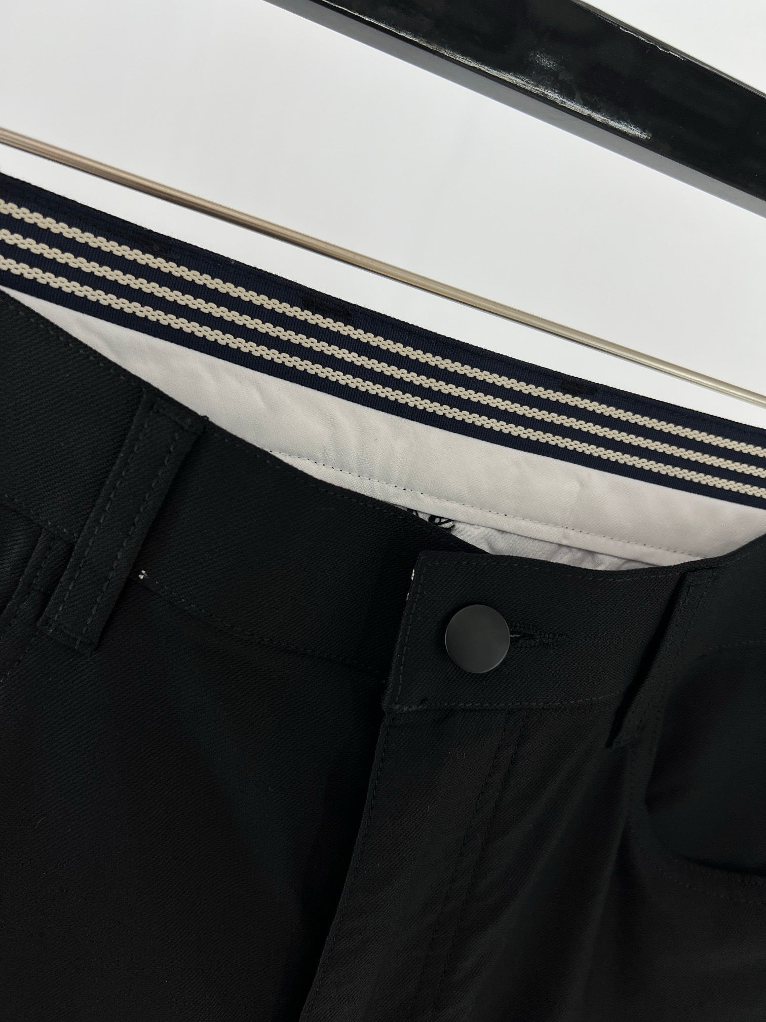 Black Pant - FashionHype.xyz