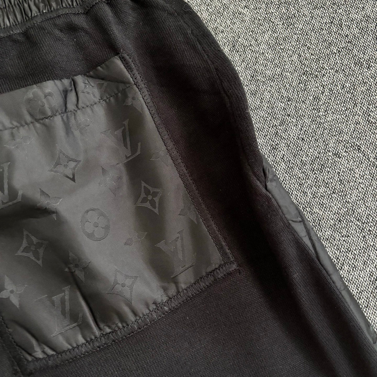 Black Short