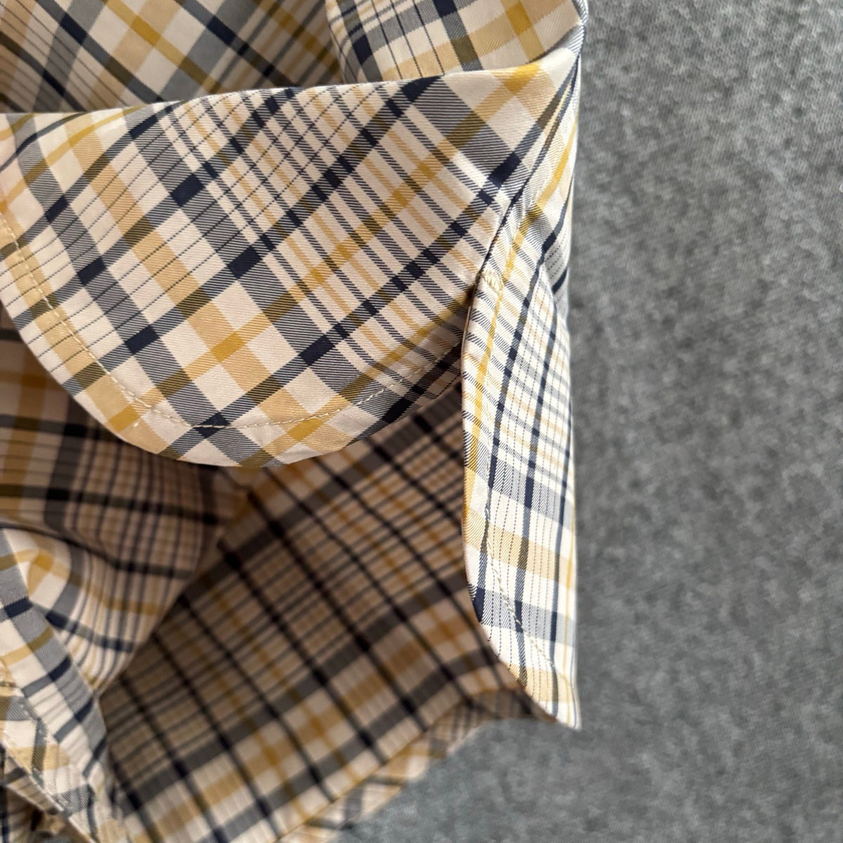 Multi-color Short
