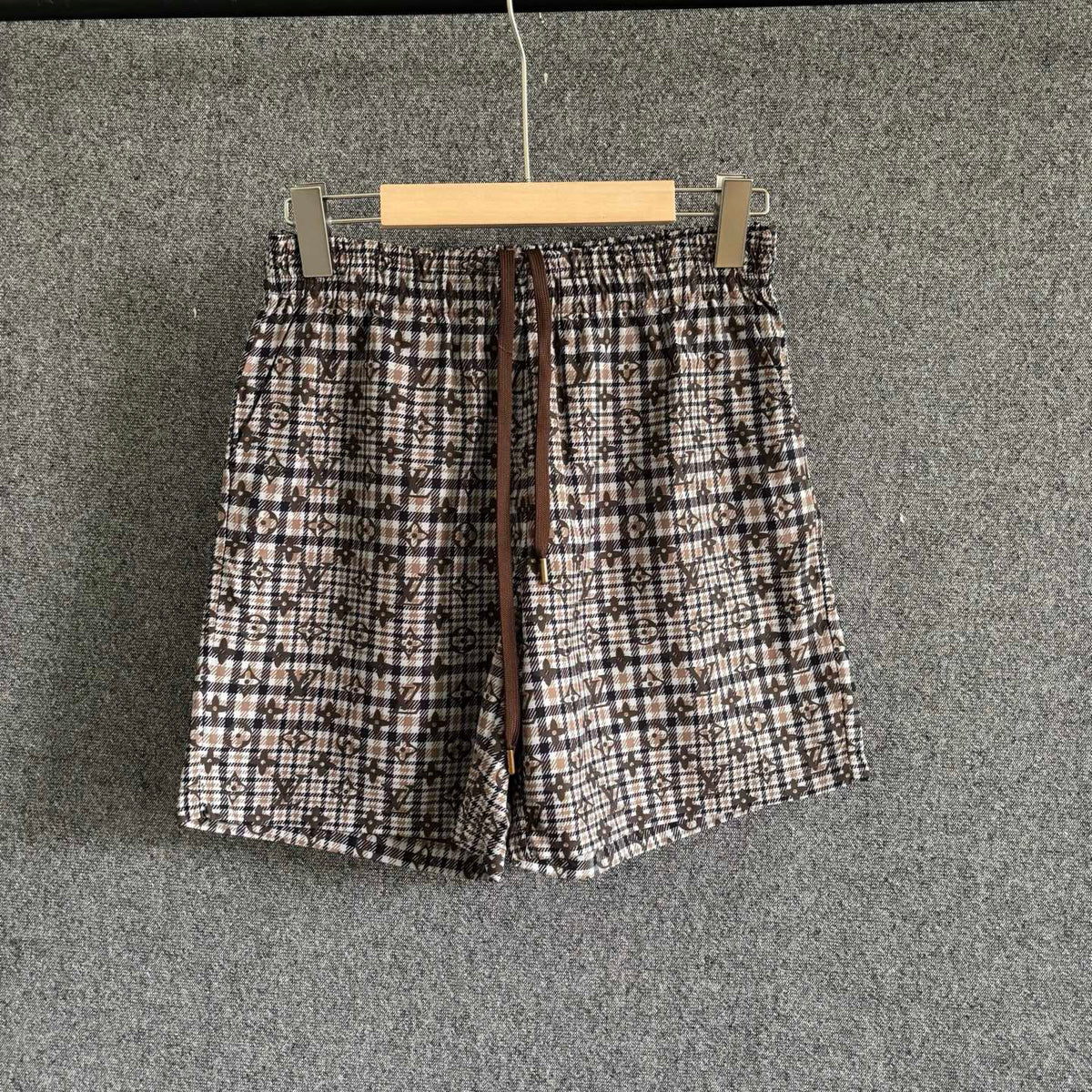 Multi-color Short