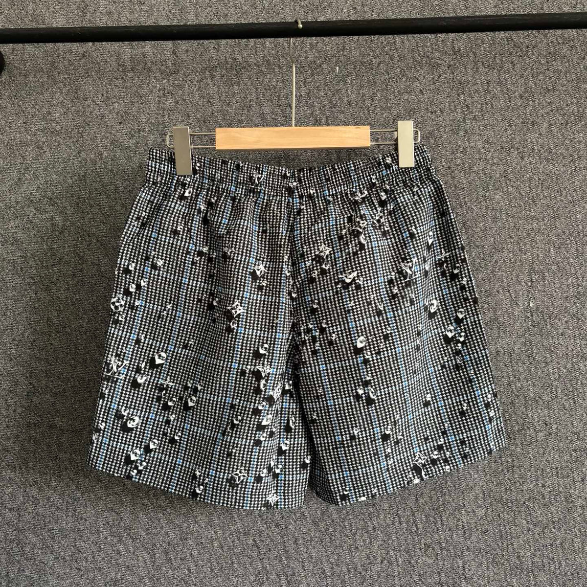 Multi-color Short