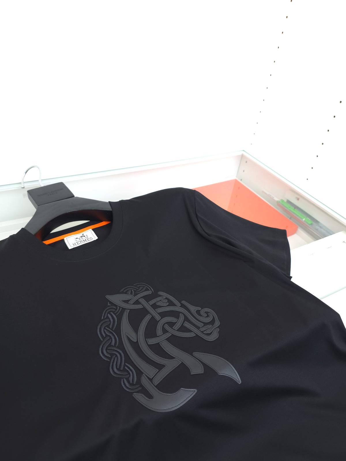 Black and White T-shirt - FashionHype.xyz