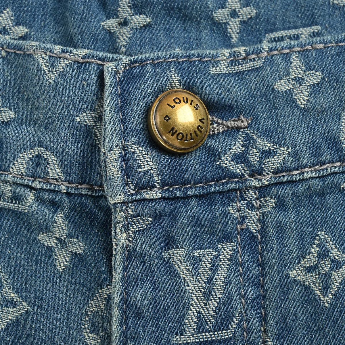 Blue Short