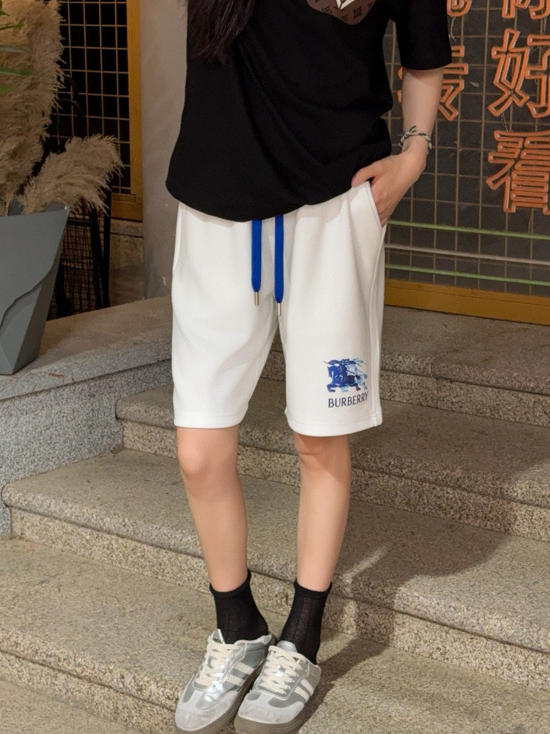 White Short - FashionHype.xyz