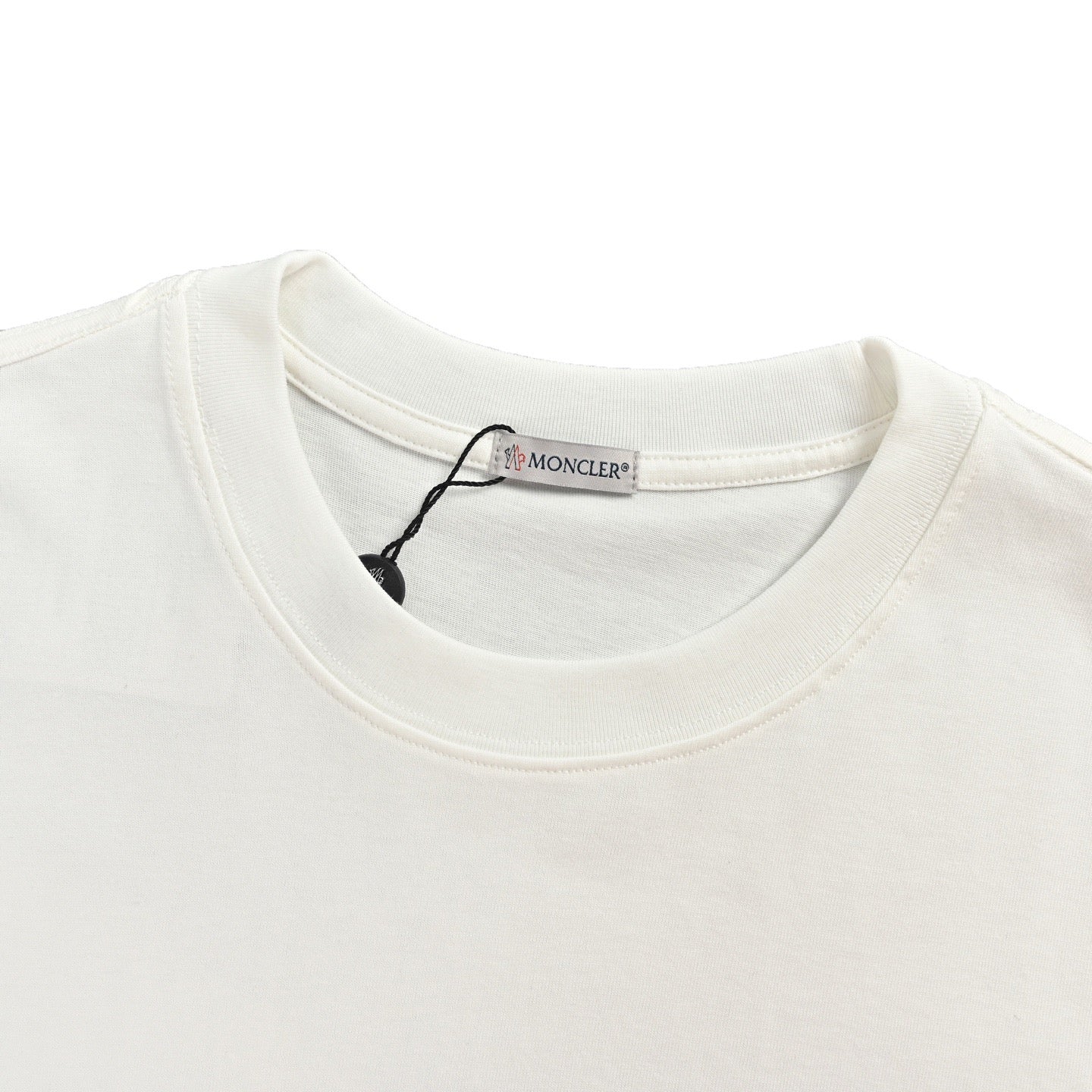 Black and White T-shirt - FashionHype.xyz