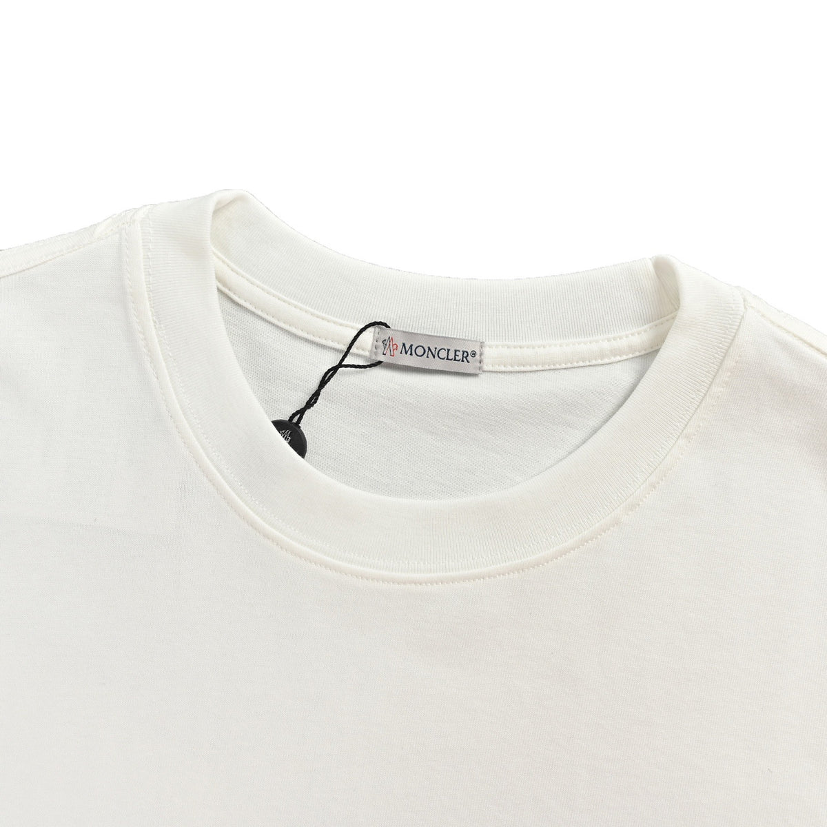 Black and White T-shirt - FashionHype.xyz
