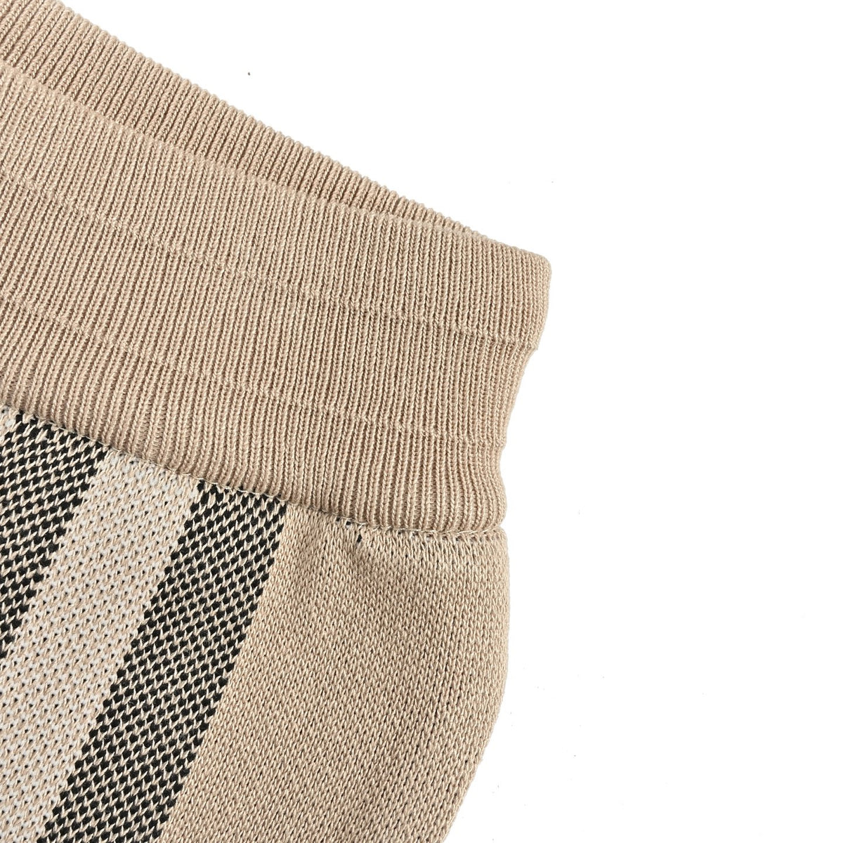 Multi-color Short