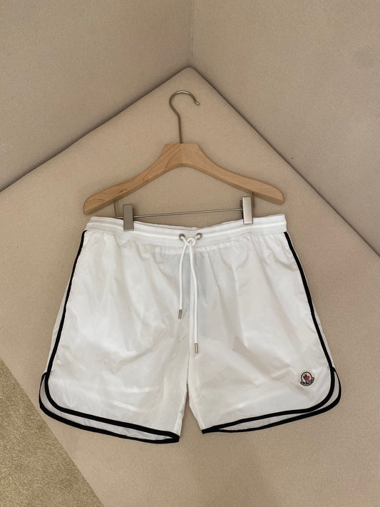 White Short - FashionHype.xyz