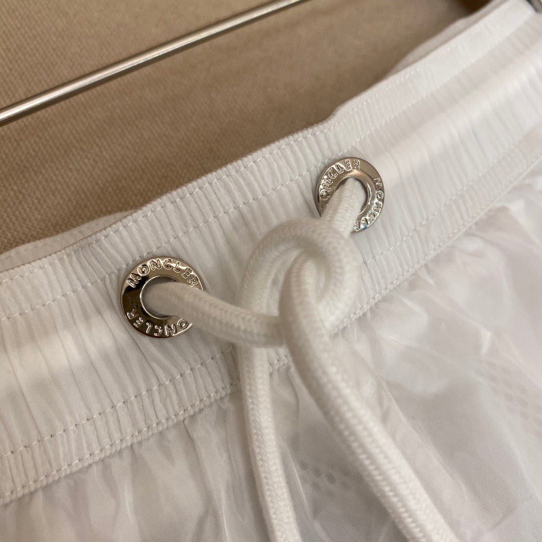 White Short - FashionHype.xyz