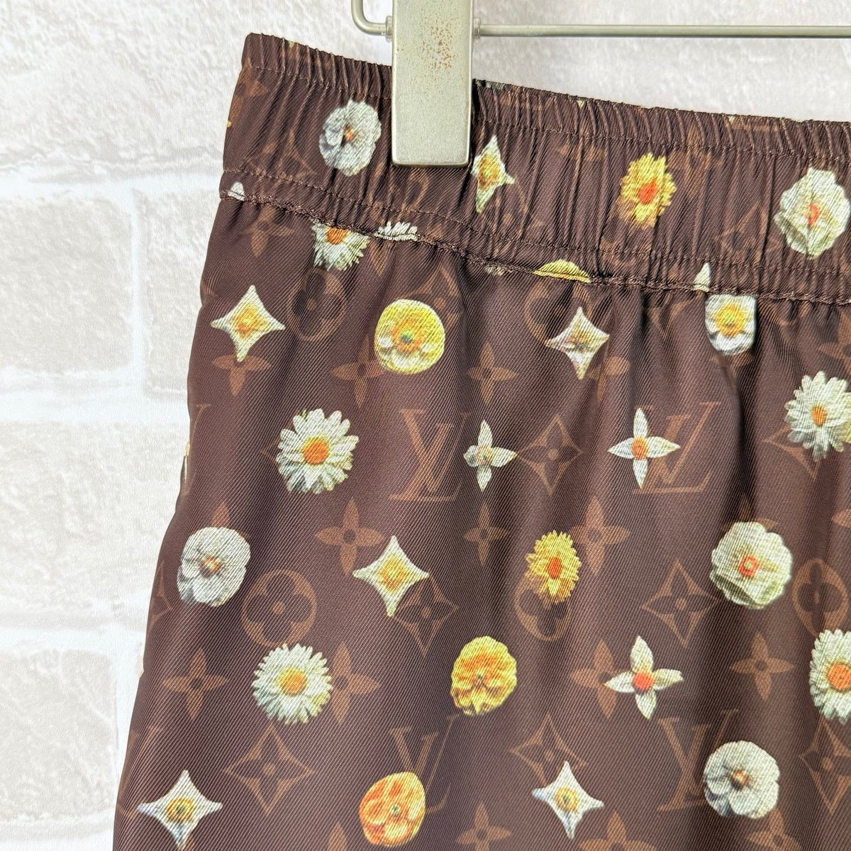 Multi-color Short