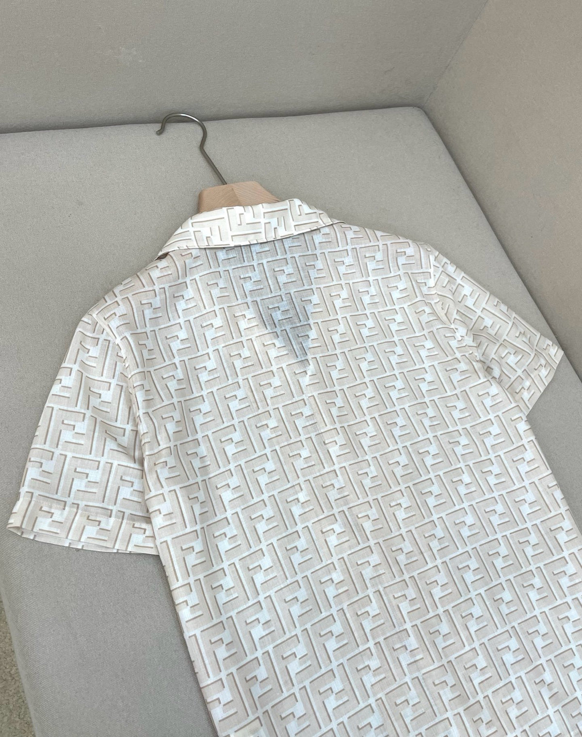 Cream White Polo - FashionHype.xyz