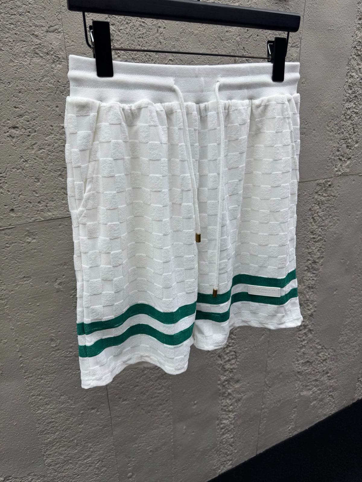 White Short - FashionHype.xyz