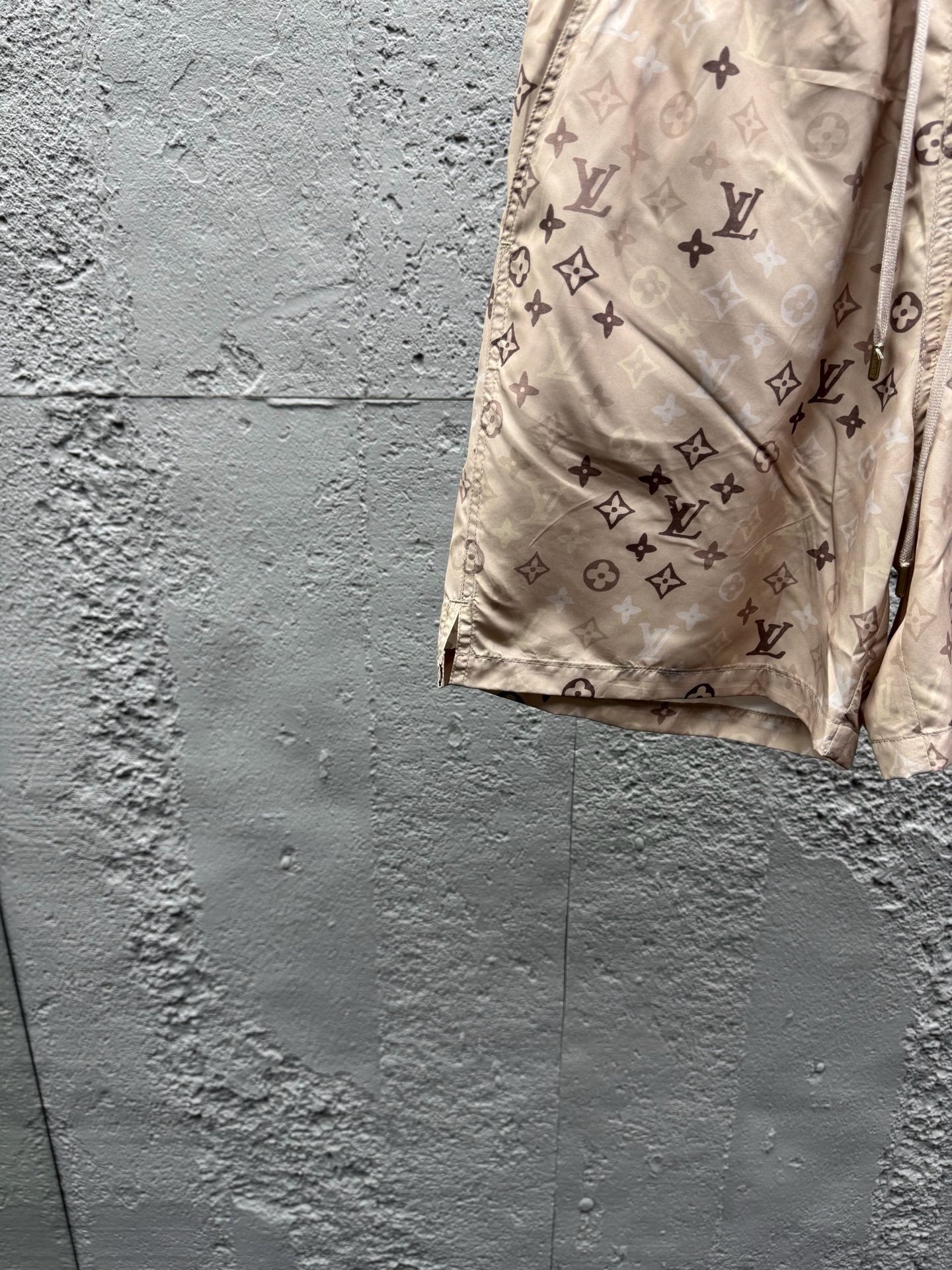 Brown Short - FashionHype.xyz