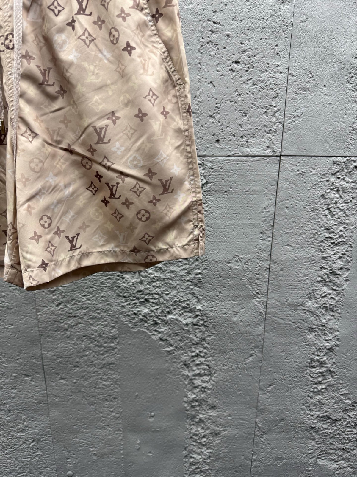 Brown Short - FashionHype.xyz