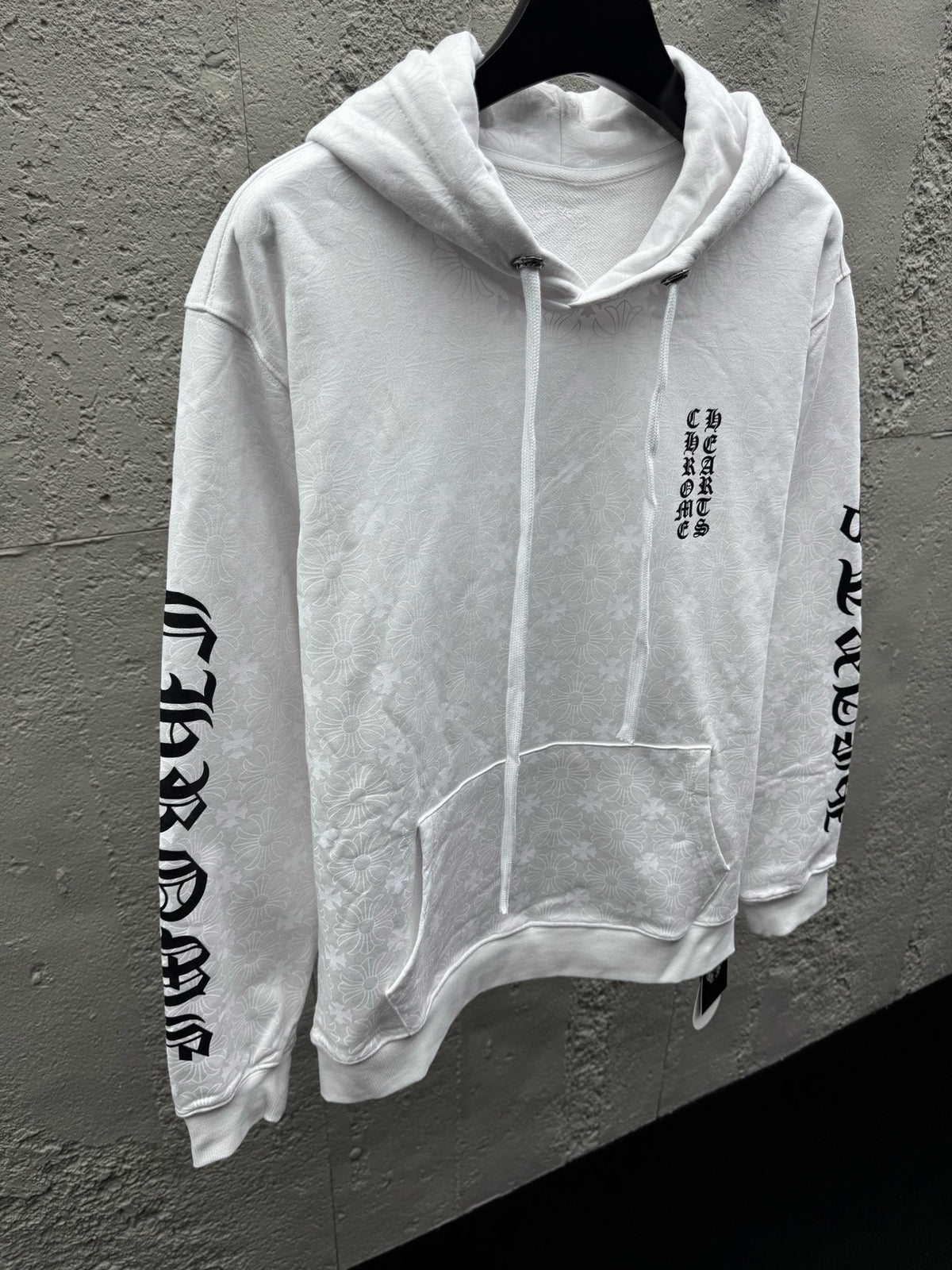 White Hoodie - FashionHype.xyz