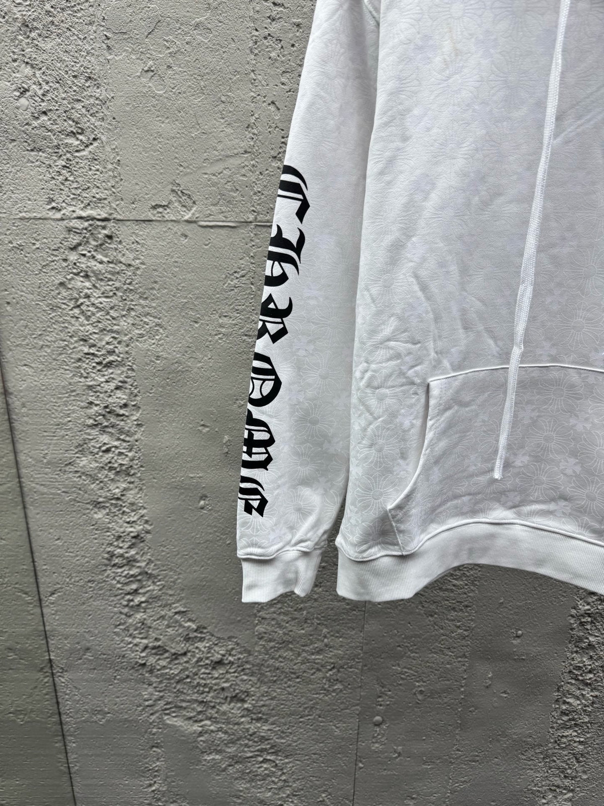 White Hoodie - FashionHype.xyz