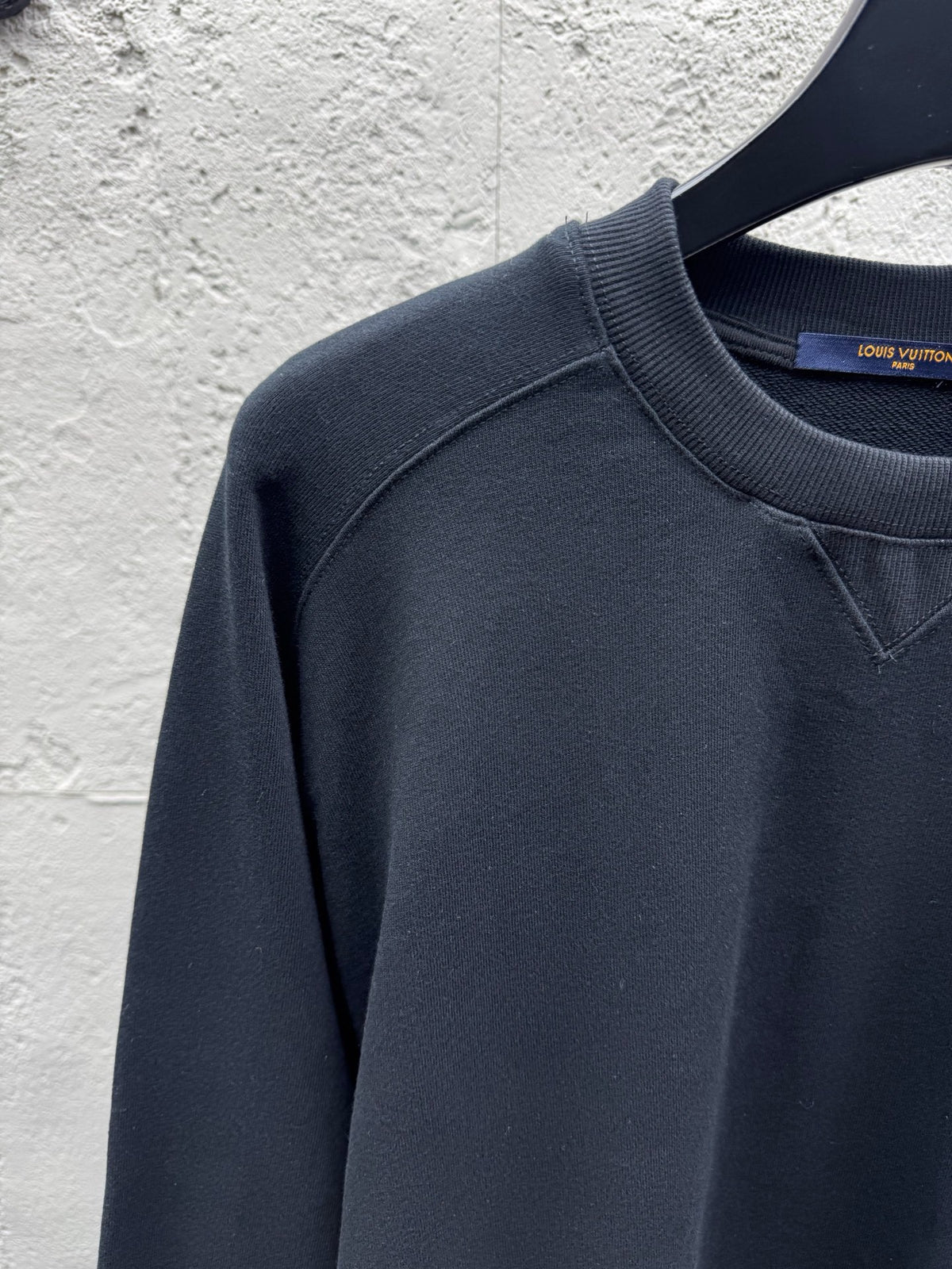 Black Sweatshirt - FashionHype.xyz