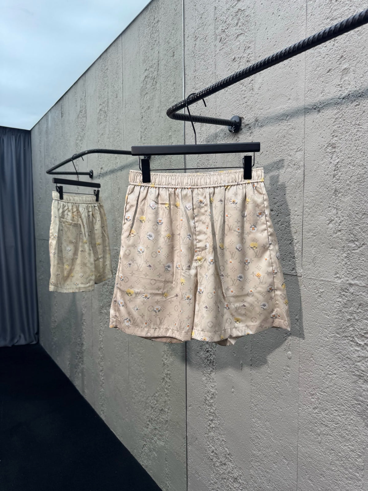 Beige Short - FashionHype.xyz
