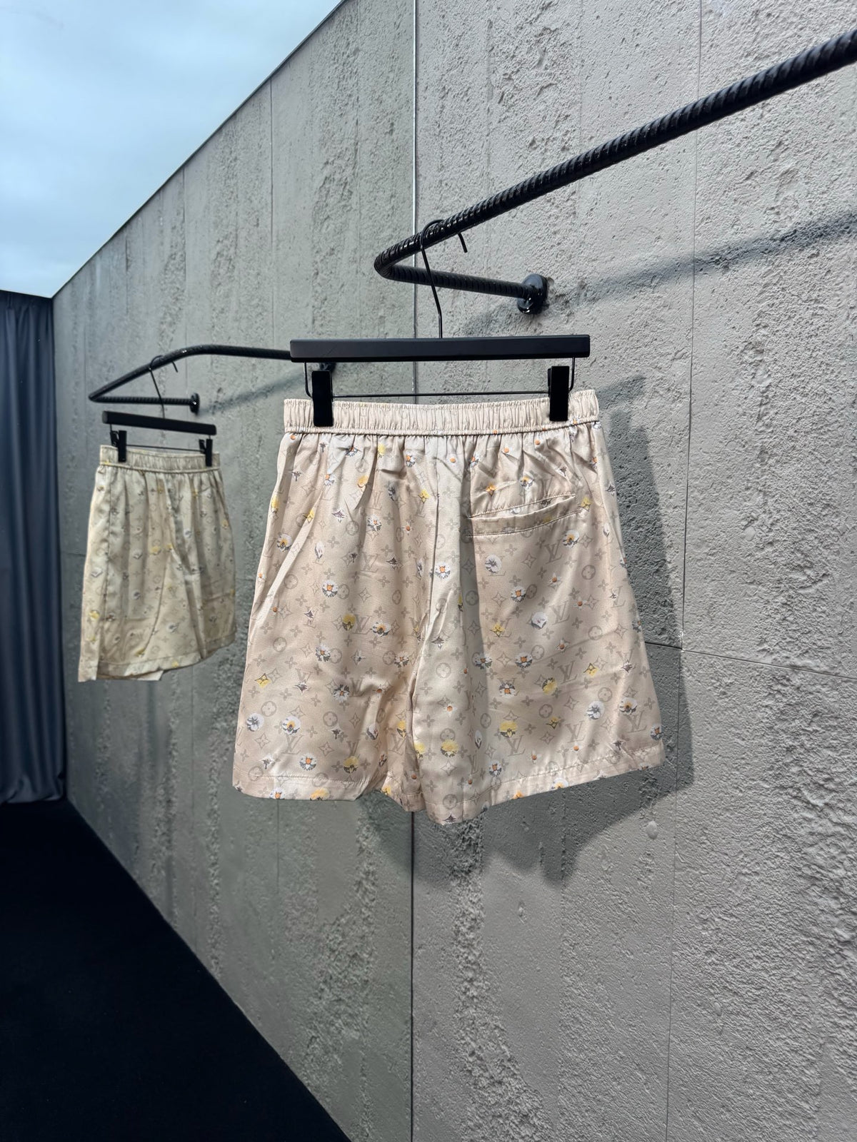 Beige Short - FashionHype.xyz