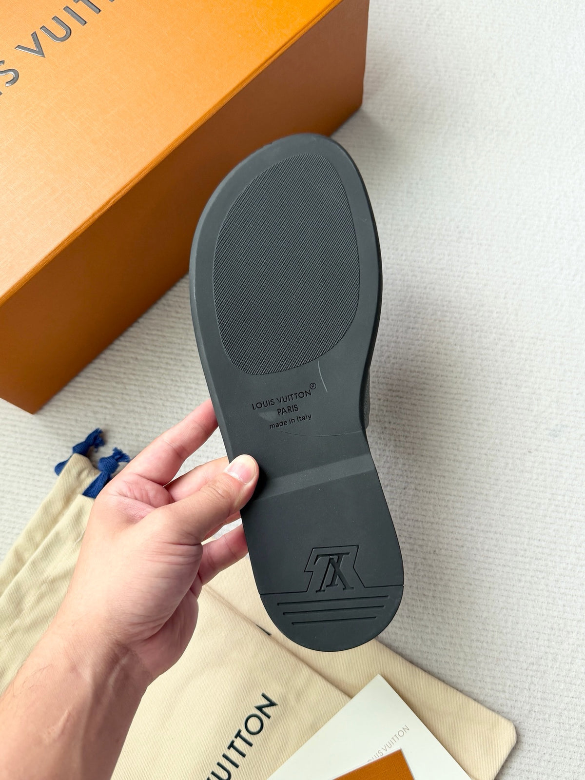 Black Shoes