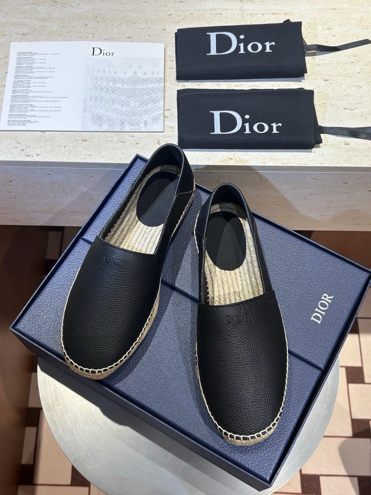 Black Shoes - FashionHype.xyz
