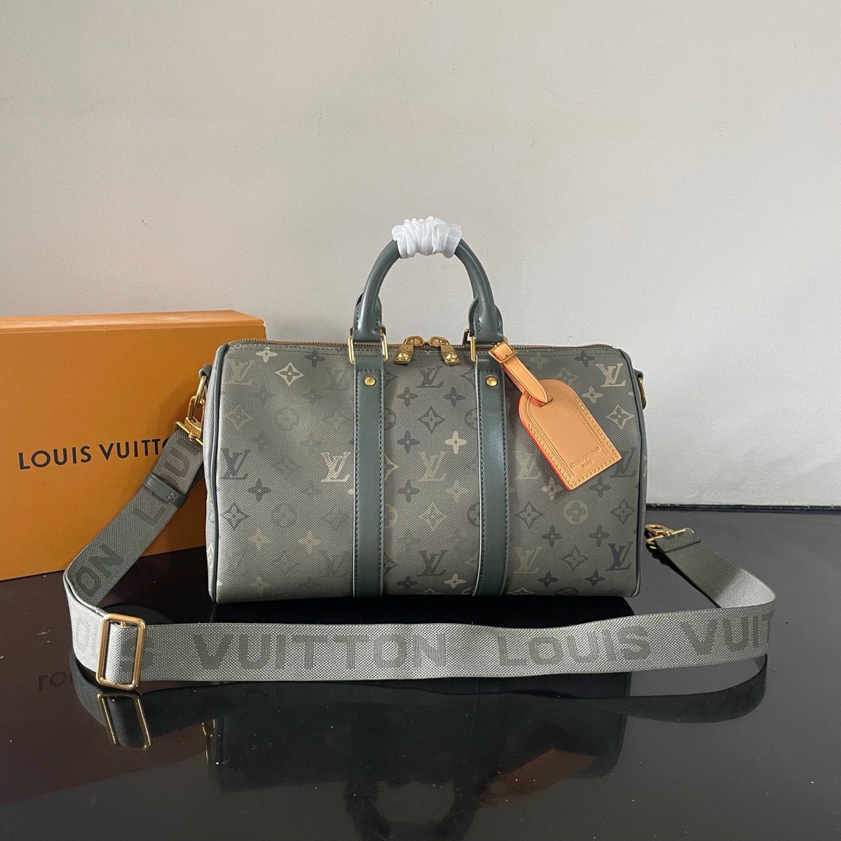 Grey Bag - FashionHype.xyz