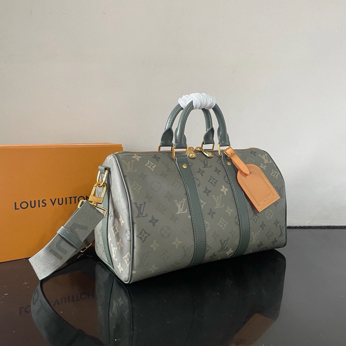 Grey Bag - FashionHype.xyz