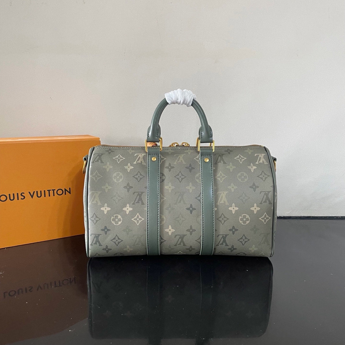 Grey Bag - FashionHype.xyz