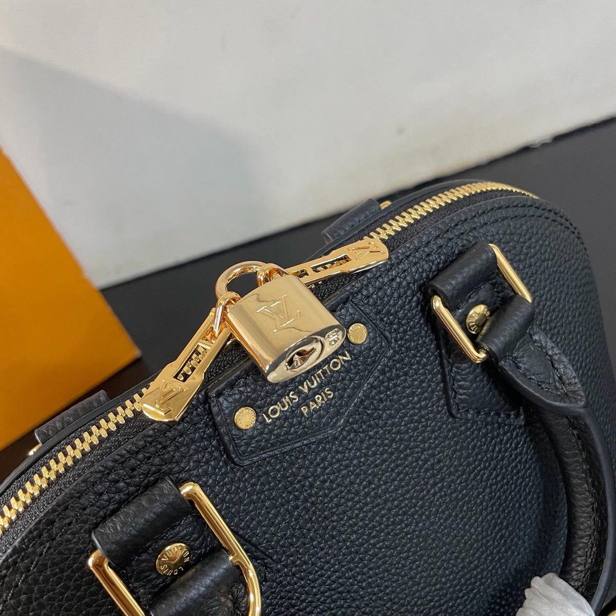 Black and Brown Bag