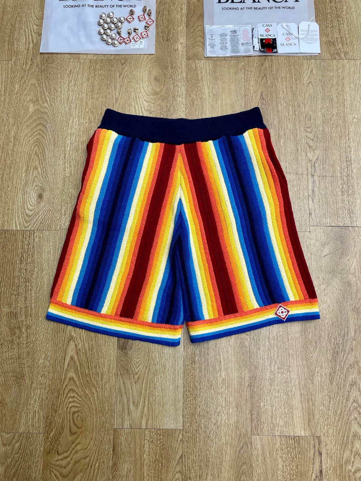 Multi-color Short