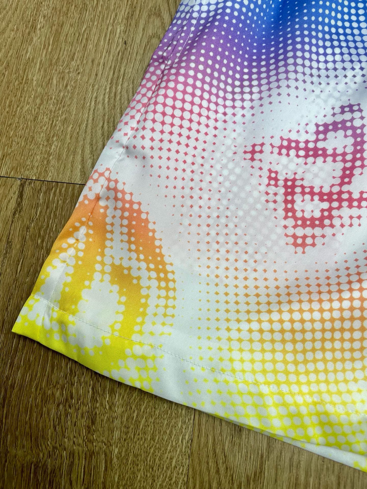 Multi-color Short