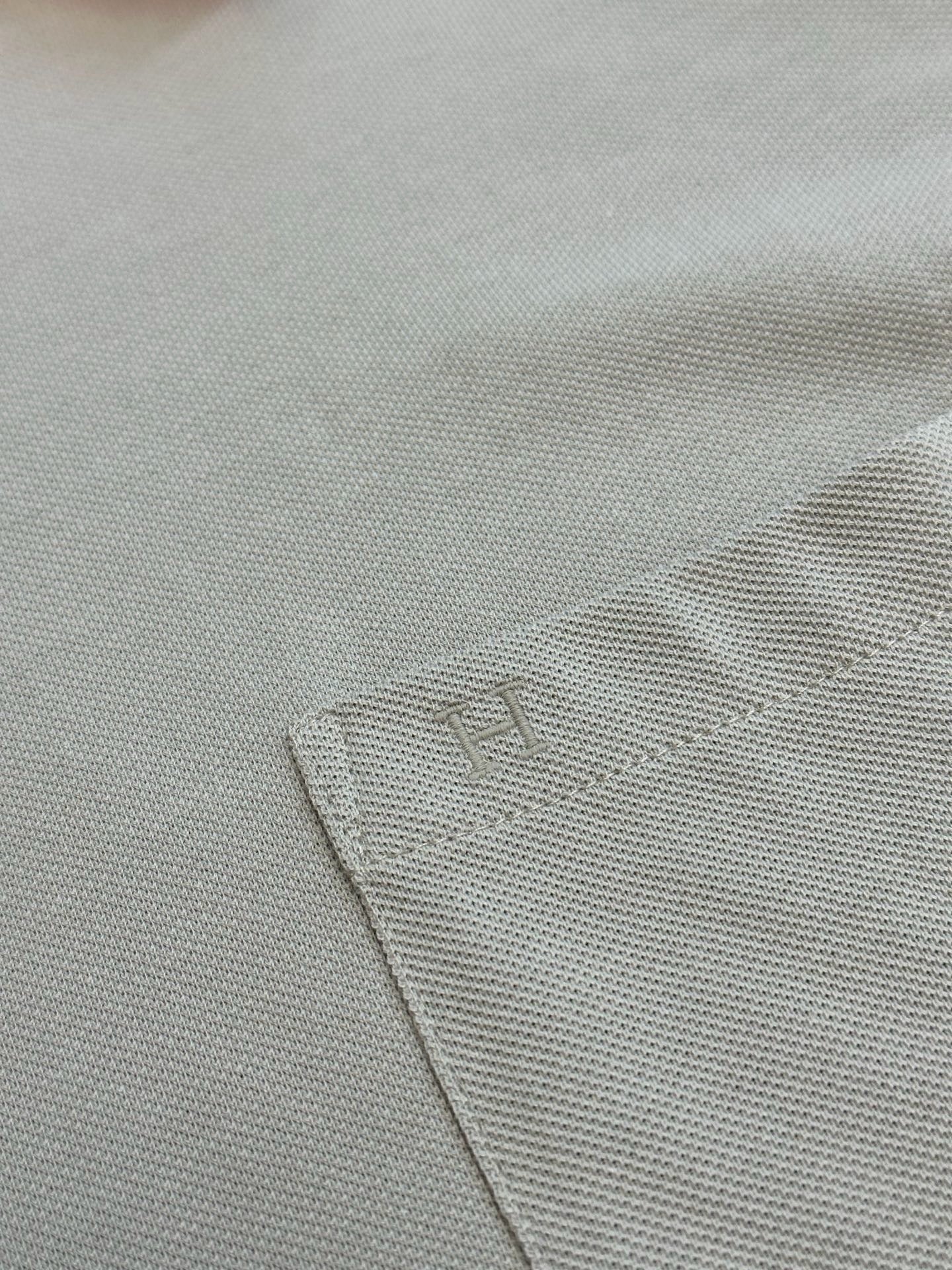 Grey and Brown T-Shirt - FashionHype.xyz