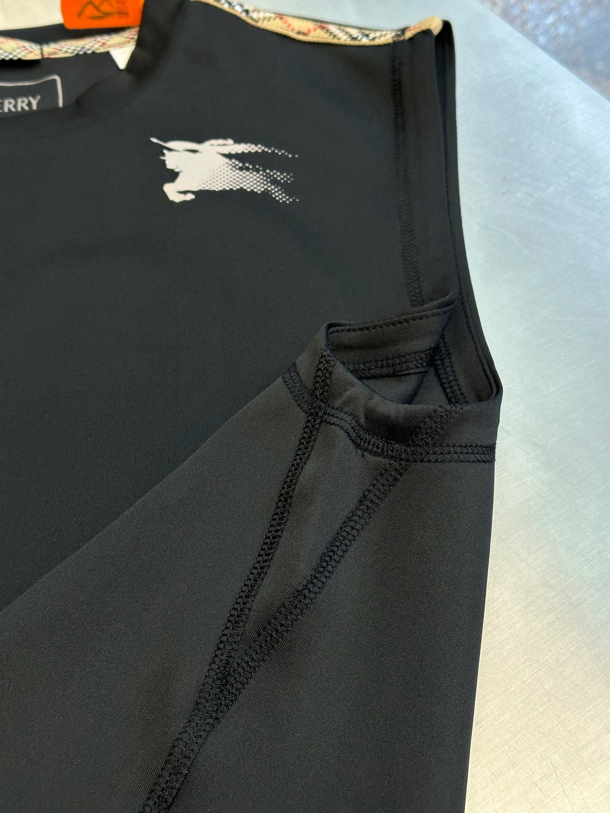 Black Vest - FashionHype.xyz
