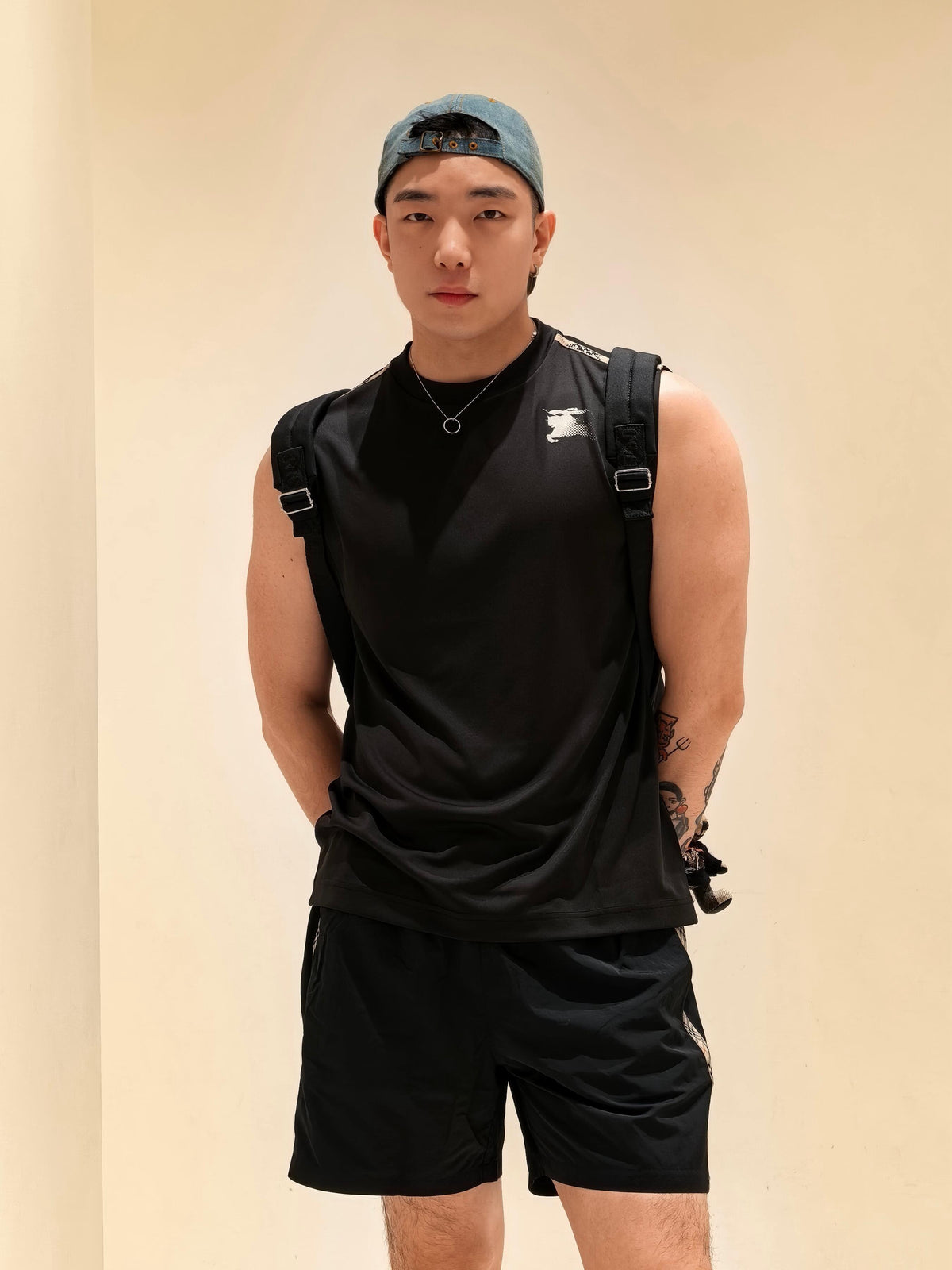 Black Vest - FashionHype.xyz