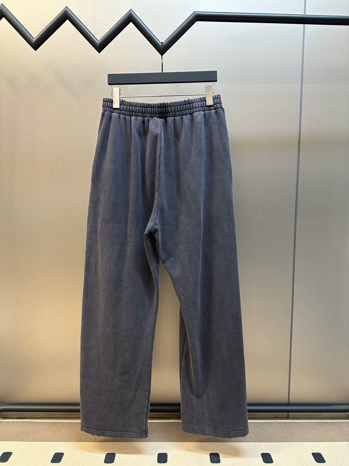 Dark grey Pant - FashionHype.xyz