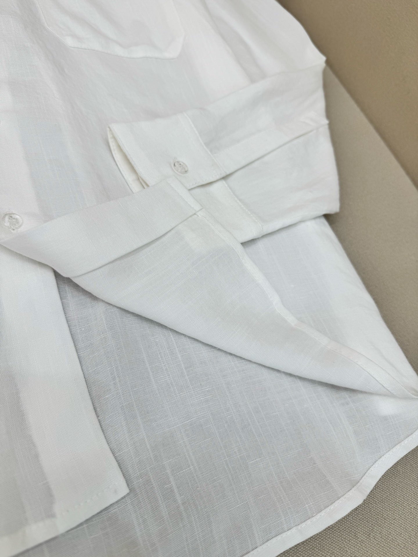 White Shirt - FashionHype.xyz