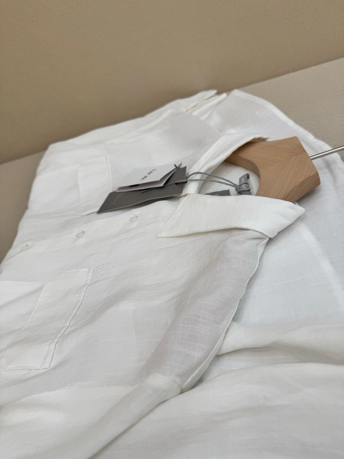 White Shirt - FashionHype.xyz