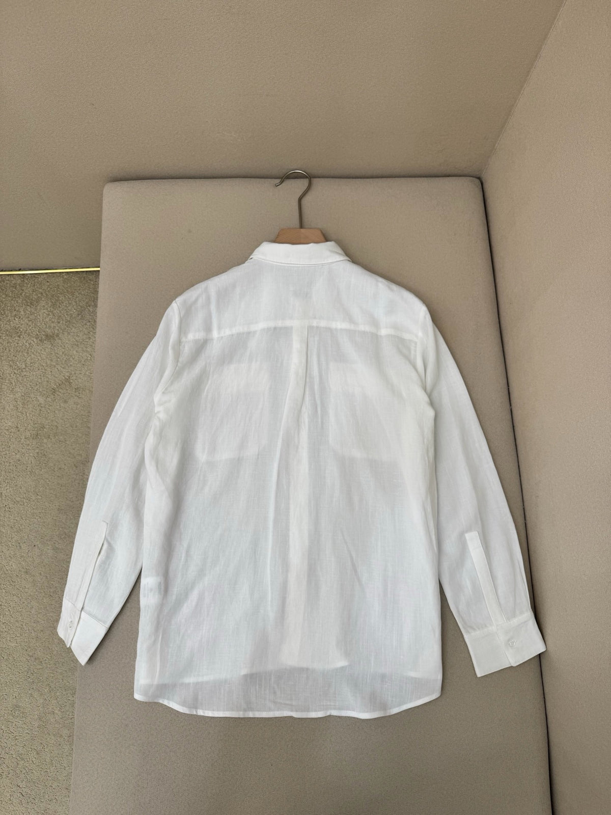 White Shirt - FashionHype.xyz