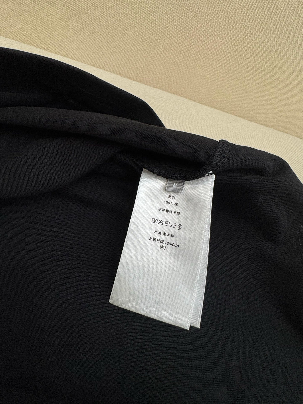 Black and White T-shirt - FashionHype.xyz