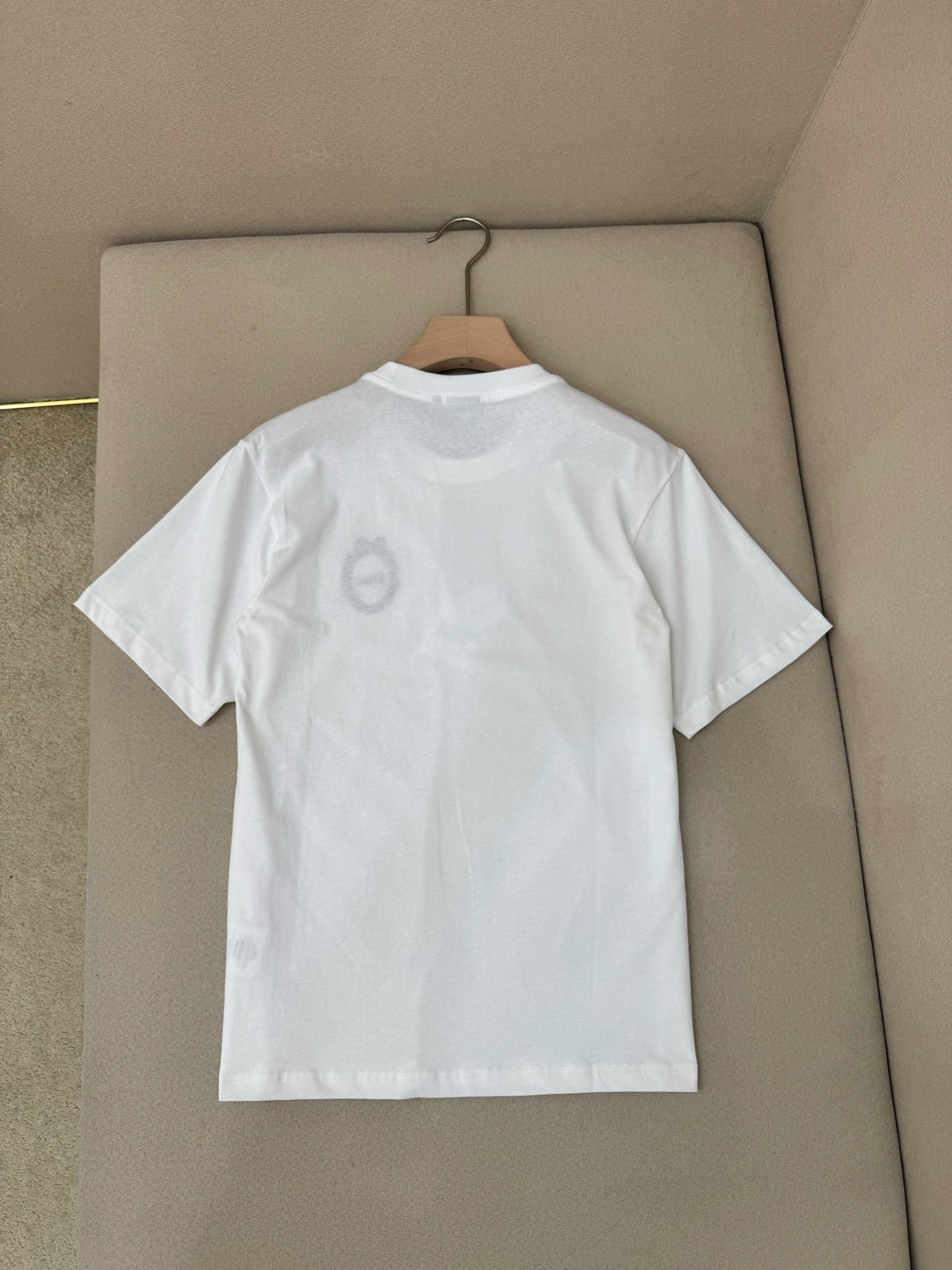 Black and White T-shirt - FashionHype.xyz