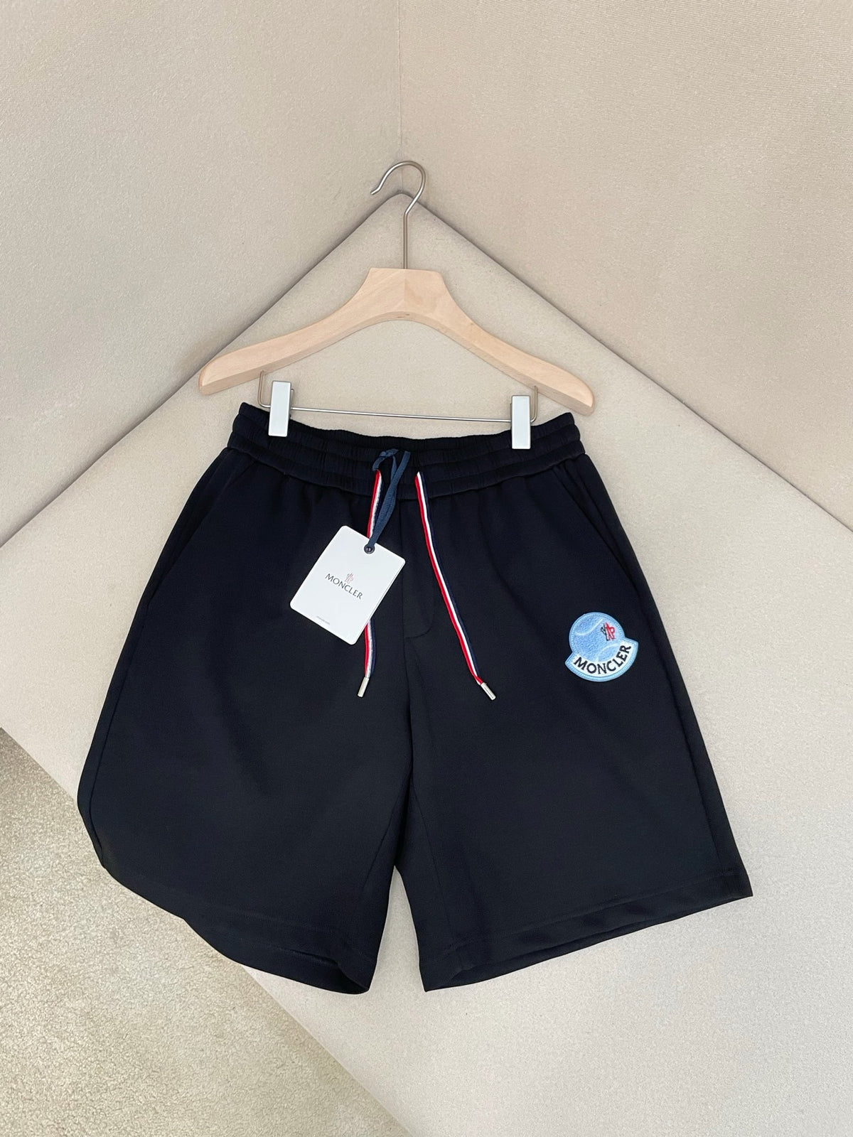 Black and White Short - FashionHype.xyz