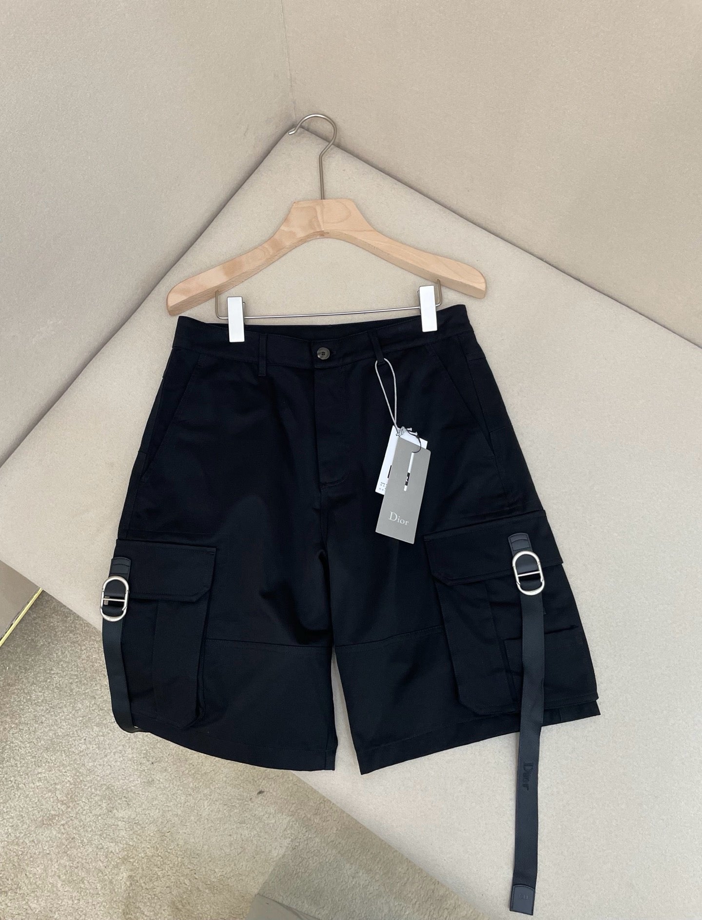 Black and White Short - FashionHype.xyz