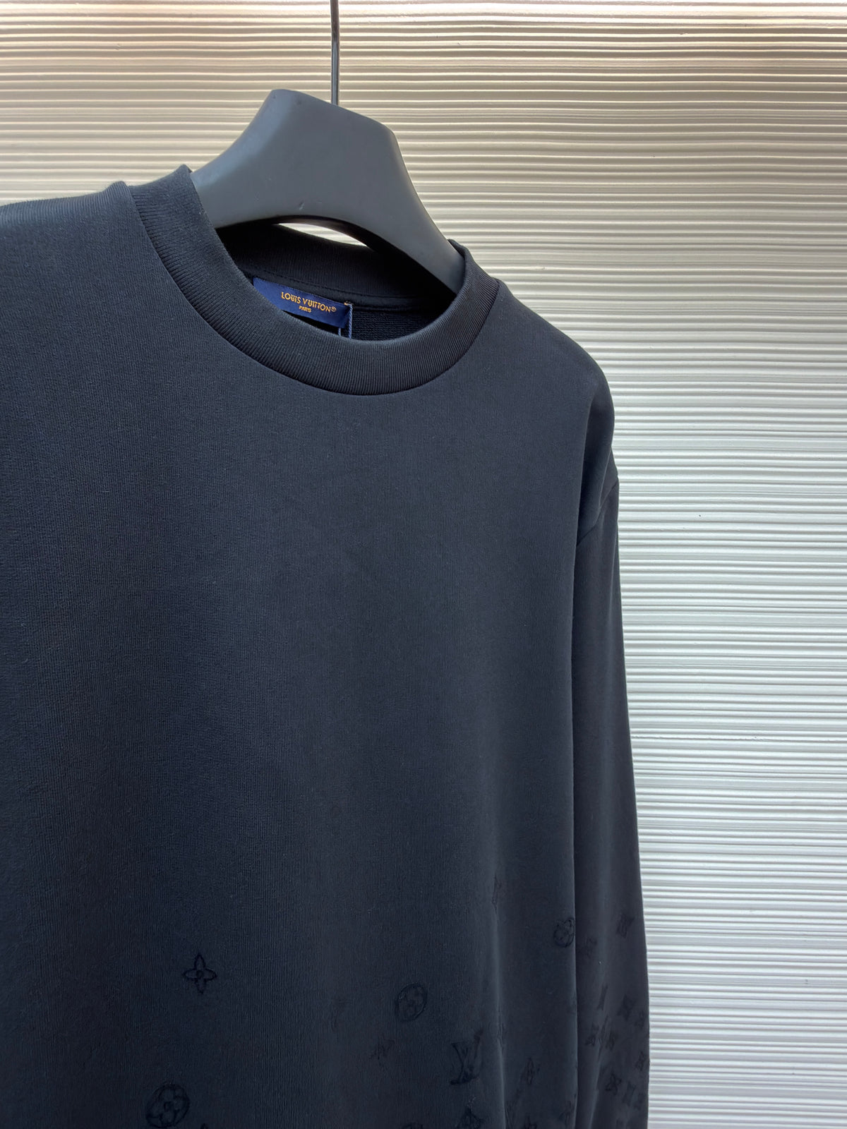 Black Sweatshirt