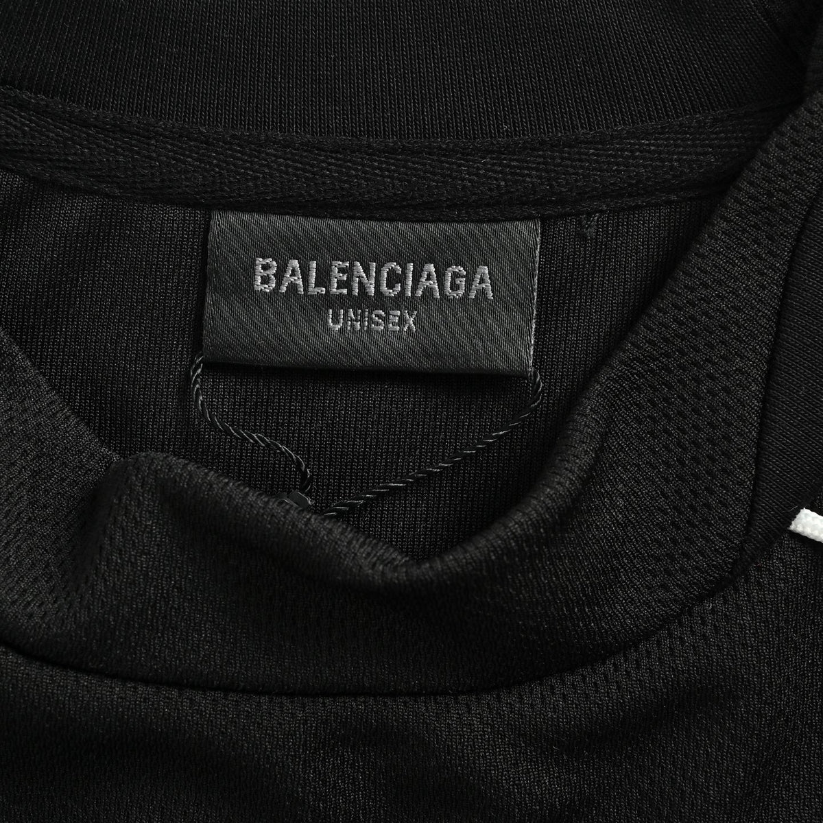 Black and White T-shirt - FashionHype.xyz