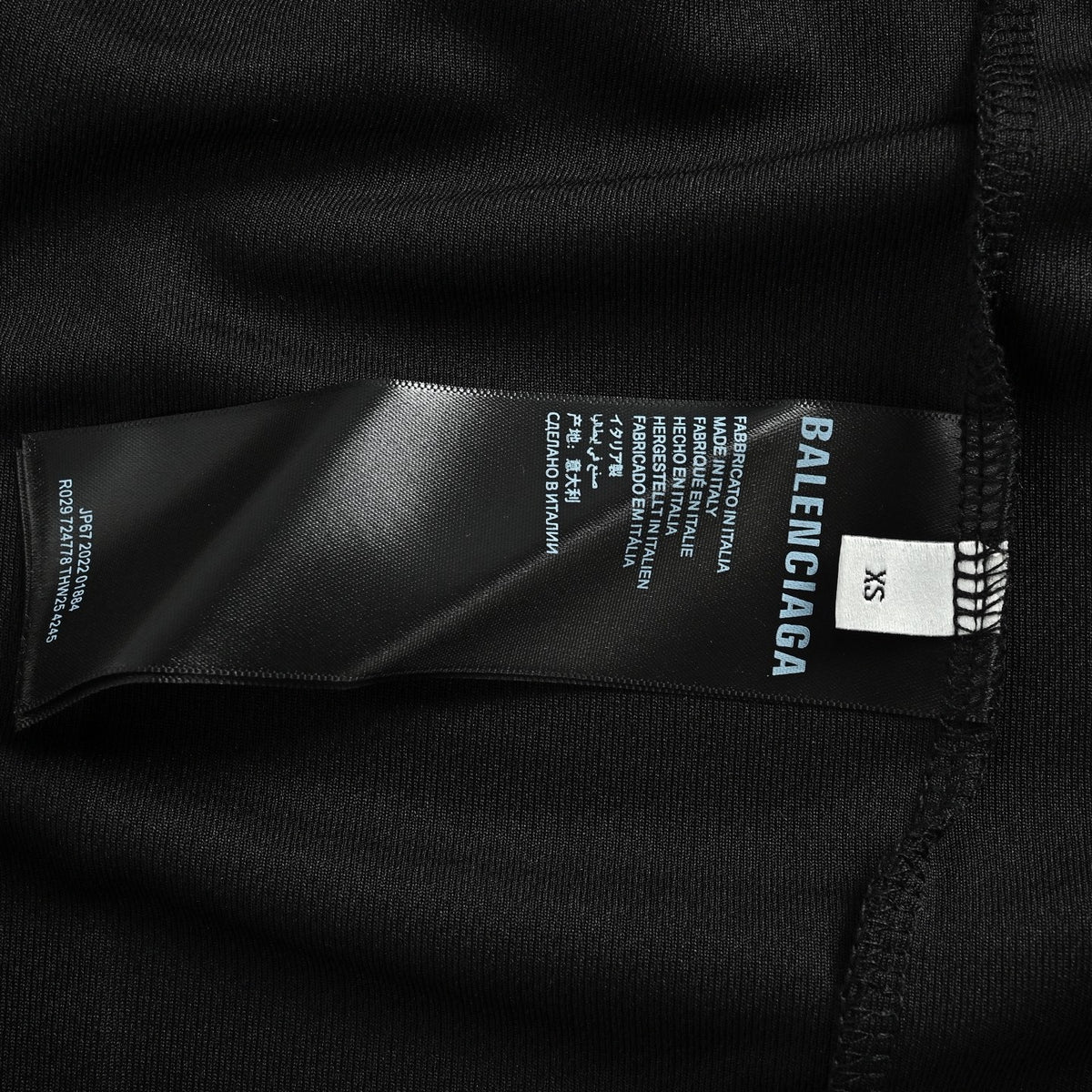 Black and White T-shirt - FashionHype.xyz