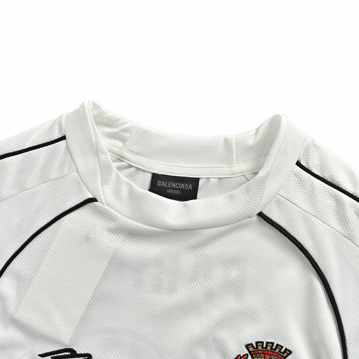 Black and White T-shirt - FashionHype.xyz