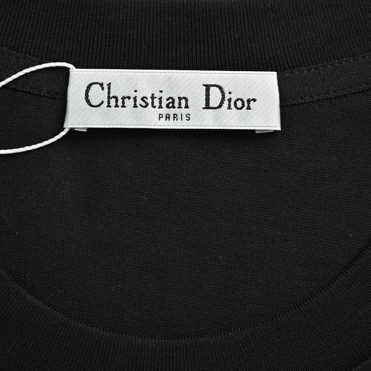 Black and White T-shirts - FashionHype.xyz