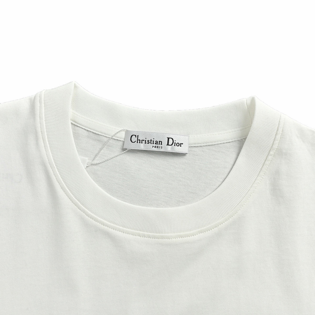 Black and White T-shirts - FashionHype.xyz