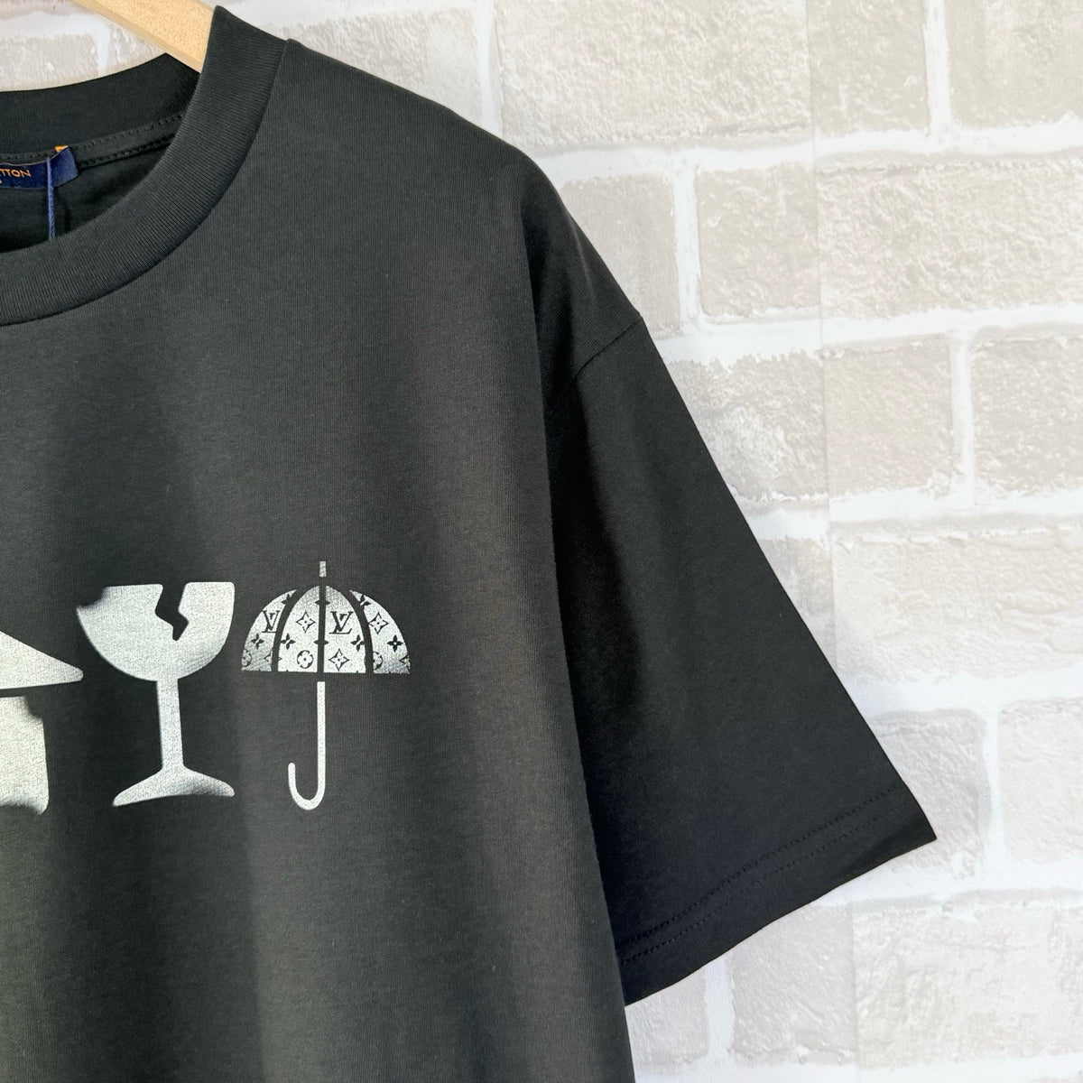 Black T-shirt