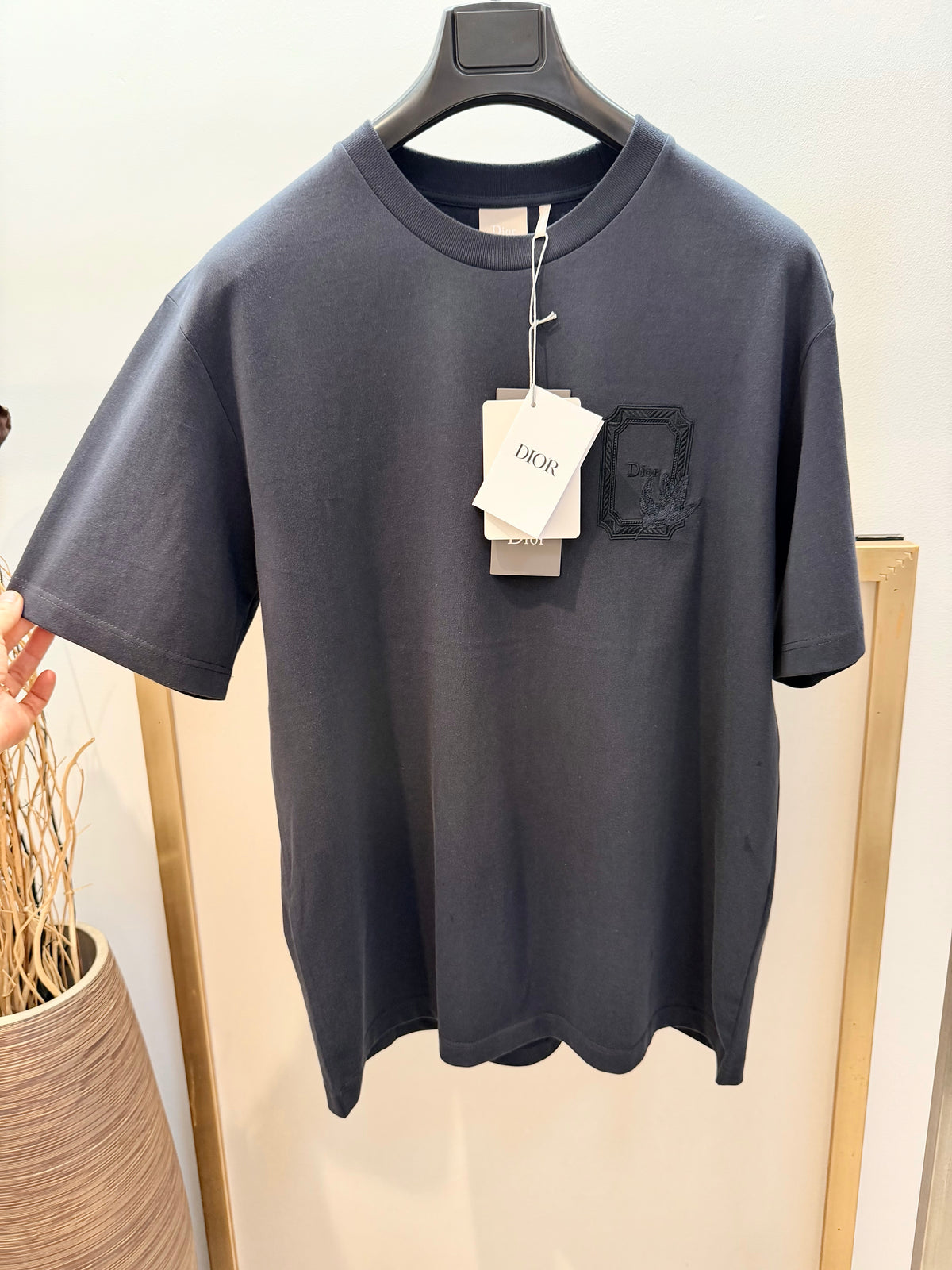 Black and White T-shirts - FashionHype.xyz